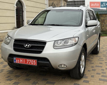 Сірий Хендай Санта Фе, об'ємом двигуна 2.2 л та пробігом 235 тис. км за 10700 $, фото 2 на Automoto.ua