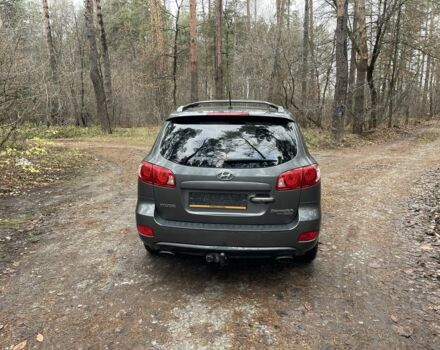 Сірий Хендай Санта Фе, об'ємом двигуна 2.2 л та пробігом 200 тис. км за 5500 $, фото 4 на Automoto.ua