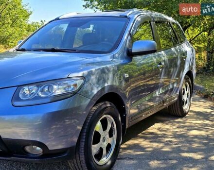 Серый Хендай Санта Фе, объемом двигателя 2.66 л и пробегом 172 тыс. км за 9500 $, фото 11 на Automoto.ua