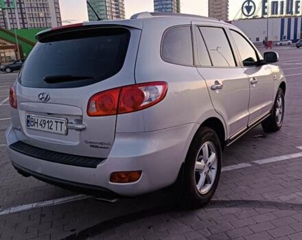 Серый Хендай Санта Фе, объемом двигателя 2.2 л и пробегом 202 тыс. км за 11000 $, фото 6 на Automoto.ua