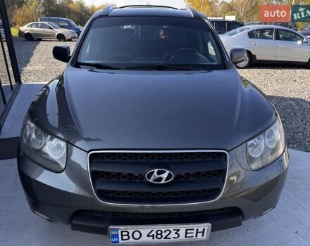 Сірий Хендай Санта Фе, об'ємом двигуна 2.7 л та пробігом 267 тис. км за 8900 $, фото 1 на Automoto.ua