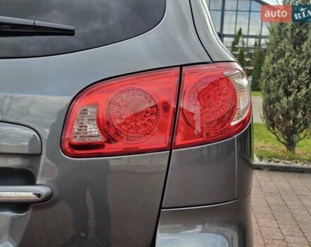 Сірий Хендай Санта Фе, об'ємом двигуна 2.2 л та пробігом 210 тис. км за 9950 $, фото 81 на Automoto.ua