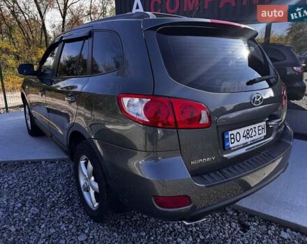 Сірий Хендай Санта Фе, об'ємом двигуна 2.7 л та пробігом 267 тис. км за 8900 $, фото 9 на Automoto.ua