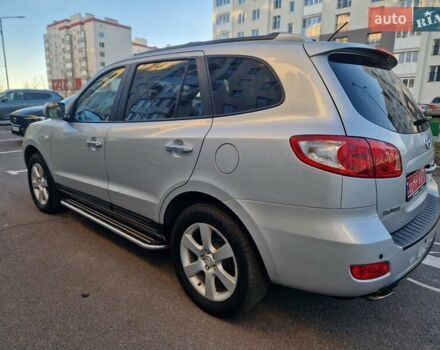 Серый Хендай Санта Фе, объемом двигателя 2.2 л и пробегом 180 тыс. км за 10400 $, фото 12 на Automoto.ua