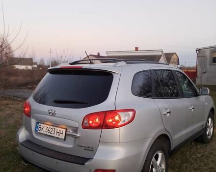 Серый Хендай Санта Фе, объемом двигателя 2.19 л и пробегом 190 тыс. км за 9800 $, фото 2 на Automoto.ua