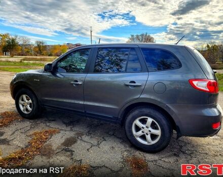 Серый Хендай Санта Фе, объемом двигателя 2.2 л и пробегом 218 тыс. км за 9800 $, фото 2 на Automoto.ua