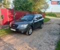 Серый Хендай Санта Фе, объемом двигателя 2.19 л и пробегом 310 тыс. км за 9700 $, фото 1 на Automoto.ua