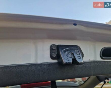 Серый Хендай Санта Фе, объемом двигателя 2.2 л и пробегом 180 тыс. км за 10400 $, фото 51 на Automoto.ua