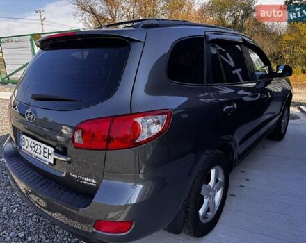 Сірий Хендай Санта Фе, об'ємом двигуна 2.7 л та пробігом 267 тис. км за 8900 $, фото 5 на Automoto.ua