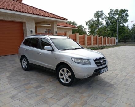 Серый Хендай Санта Фе, объемом двигателя 2.2 л и пробегом 190 тыс. км за 10500 $, фото 1 на Automoto.ua