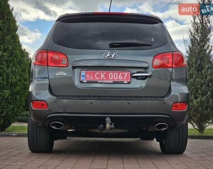 Серый Хендай Санта Фе, объемом двигателя 2.2 л и пробегом 210 тыс. км за 9750 $, фото 60 на Automoto.ua