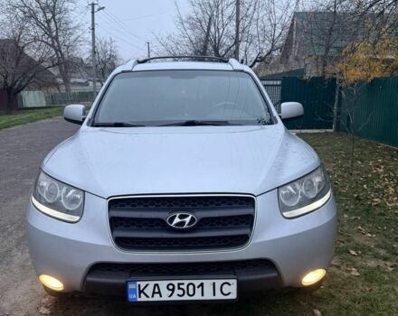 Серый Хендай Санта Фе, объемом двигателя 2.7 л и пробегом 140 тыс. км за 9200 $, фото 1 на Automoto.ua