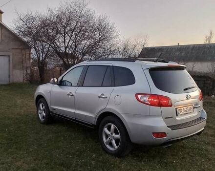 Серый Хендай Санта Фе, объемом двигателя 2.19 л и пробегом 190 тыс. км за 9800 $, фото 3 на Automoto.ua