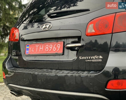 Серый Хендай Санта Фе, объемом двигателя 2.2 л и пробегом 246 тыс. км за 10250 $, фото 13 на Automoto.ua