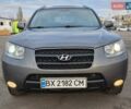Серый Хендай Санта Фе, объемом двигателя 2.2 л и пробегом 319 тыс. км за 9777 $, фото 4 на Automoto.ua