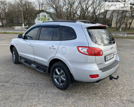 Серый Хендай Санта Фе, объемом двигателя 2.7 л и пробегом 212 тыс. км за 9200 $, фото 2 на Automoto.ua