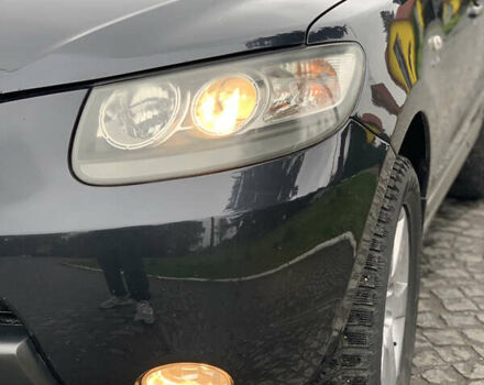 Серый Хендай Санта Фе, объемом двигателя 2.2 л и пробегом 246 тыс. км за 10250 $, фото 11 на Automoto.ua