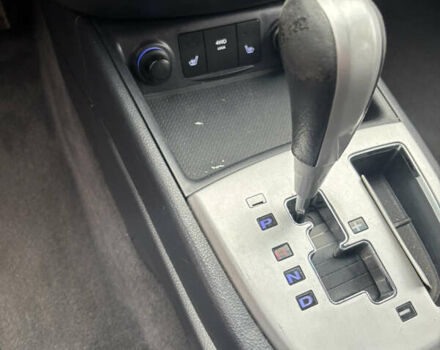 Серый Хендай Санта Фе, объемом двигателя 2.19 л и пробегом 170 тыс. км за 10500 $, фото 14 на Automoto.ua