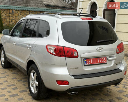 Сірий Хендай Санта Фе, об'ємом двигуна 2.2 л та пробігом 235 тис. км за 10700 $, фото 7 на Automoto.ua