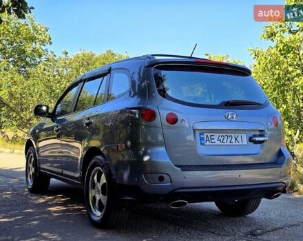Серый Хендай Санта Фе, объемом двигателя 2.66 л и пробегом 172 тыс. км за 9500 $, фото 17 на Automoto.ua