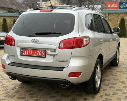 Сірий Хендай Санта Фе, об'ємом двигуна 2.2 л та пробігом 235 тис. км за 10700 $, фото 9 на Automoto.ua