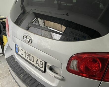 Серый Хендай Санта Фе, объемом двигателя 2.2 л и пробегом 280 тыс. км за 6700 $, фото 10 на Automoto.ua