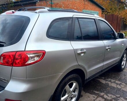 Серый Хендай Санта Фе, объемом двигателя 2.2 л и пробегом 200 тыс. км за 9400 $, фото 2 на Automoto.ua