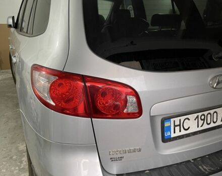 Серый Хендай Санта Фе, объемом двигателя 2.2 л и пробегом 280 тыс. км за 6700 $, фото 9 на Automoto.ua