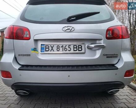Серый Хендай Санта Фе, объемом двигателя 2.19 л и пробегом 252 тыс. км за 10300 $, фото 27 на Automoto.ua