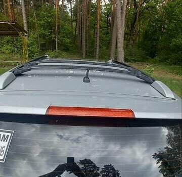 Серый Хендай Санта Фе, объемом двигателя 2.7 л и пробегом 238 тыс. км за 9800 $, фото 6 на Automoto.ua