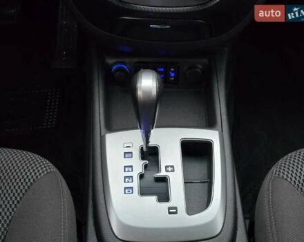 Серый Хендай Санта Фе, объемом двигателя 2.2 л и пробегом 229 тыс. км за 11999 $, фото 32 на Automoto.ua