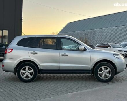 Серый Хендай Санта Фе, объемом двигателя 2.2 л и пробегом 279 тыс. км за 10890 $, фото 10 на Automoto.ua