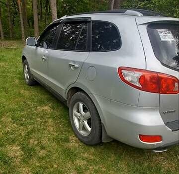 Серый Хендай Санта Фе, объемом двигателя 2.7 л и пробегом 238 тыс. км за 9800 $, фото 9 на Automoto.ua