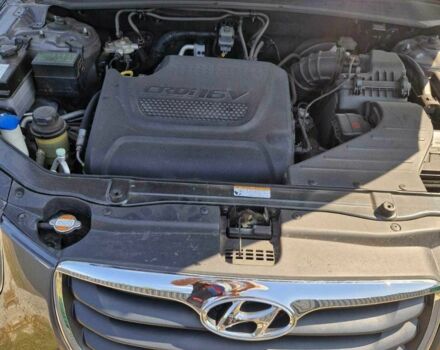 Хендай Санта Фе 2009 в Кропивницком (Кировограде) на Automoto.ua Серый Хендай Санта Фе, объемом двигателя 2.2 л и пробегом 222 тыс. км за 10865 $, фото 11 на Automoto.ua