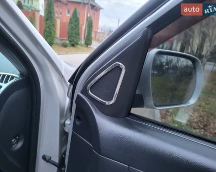 Серый Хендай Санта Фе, объемом двигателя 2.19 л и пробегом 252 тыс. км за 10300 $, фото 132 на Automoto.ua