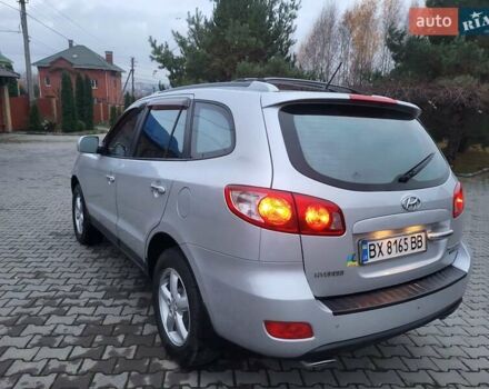 Серый Хендай Санта Фе, объемом двигателя 2.19 л и пробегом 252 тыс. км за 10300 $, фото 10 на Automoto.ua