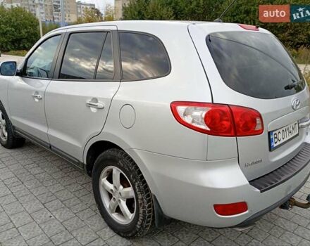 Серый Хендай Санта Фе, объемом двигателя 2.2 л и пробегом 240 тыс. км за 10200 $, фото 26 на Automoto.ua