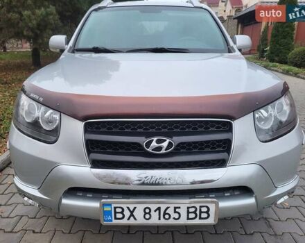 Серый Хендай Санта Фе, объемом двигателя 2.19 л и пробегом 252 тыс. км за 10300 $, фото 59 на Automoto.ua