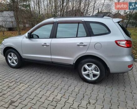 Серый Хендай Санта Фе, объемом двигателя 2.19 л и пробегом 252 тыс. км за 10300 $, фото 49 на Automoto.ua
