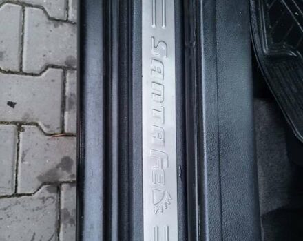 Серый Хендай Санта Фе, объемом двигателя 2.19 л и пробегом 252 тыс. км за 10300 $, фото 97 на Automoto.ua