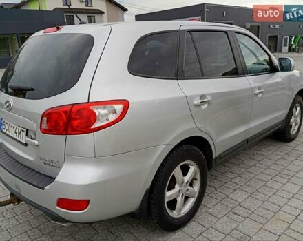 Серый Хендай Санта Фе, объемом двигателя 2.2 л и пробегом 240 тыс. км за 10200 $, фото 2 на Automoto.ua