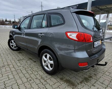 Серый Хендай Санта Фе, объемом двигателя 2.2 л и пробегом 214 тыс. км за 6036 $, фото 5 на Automoto.ua