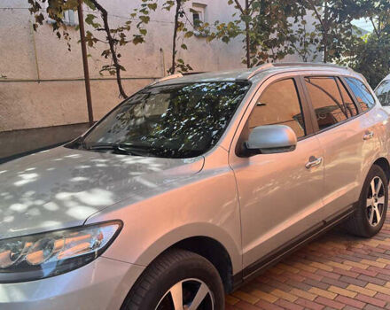 Серый Хендай Санта Фе, объемом двигателя 2.19 л и пробегом 236 тыс. км за 11500 $, фото 2 на Automoto.ua