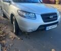 Серый Хендай Санта Фе, объемом двигателя 2.19 л и пробегом 227 тыс. км за 10600 $, фото 9 на Automoto.ua
