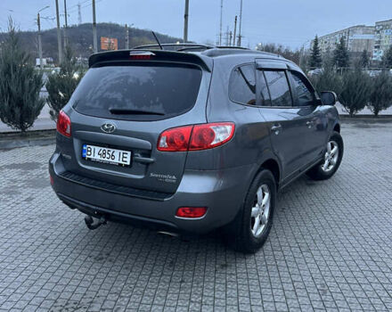 Серый Хендай Санта Фе, объемом двигателя 2.2 л и пробегом 160 тыс. км за 8600 $, фото 8 на Automoto.ua
