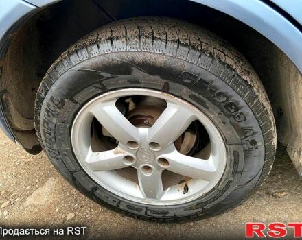 Сірий Хендай Санта Фе, об'ємом двигуна 2.2 л та пробігом 290 тис. км за 9500 $, фото 5 на Automoto.ua