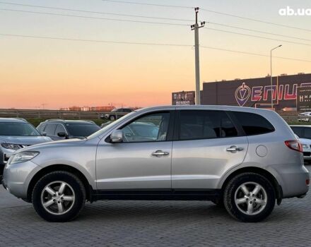 Серый Хендай Санта Фе, объемом двигателя 2.2 л и пробегом 279 тыс. км за 10890 $, фото 4 на Automoto.ua