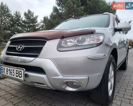 Серый Хендай Санта Фе, объемом двигателя 2.19 л и пробегом 252 тыс. км за 10300 $, фото 60 на Automoto.ua