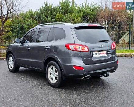Серый Хендай Санта Фе, объемом двигателя 2.2 л и пробегом 229 тыс. км за 11999 $, фото 4 на Automoto.ua
