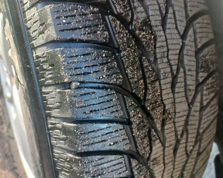 Серый Хендай Санта Фе, объемом двигателя 2.19 л и пробегом 227 тыс. км за 10600 $, фото 13 на Automoto.ua